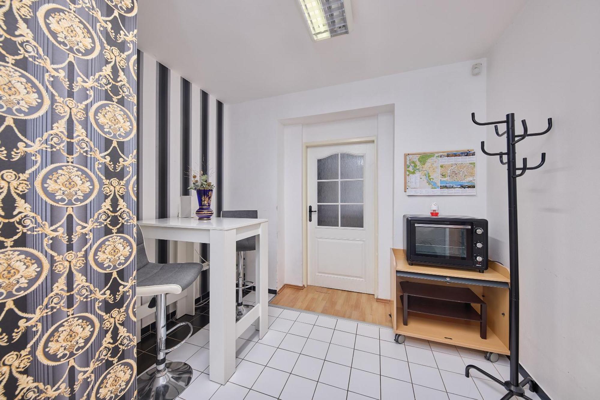 Destiny Apartment Bratislava Buitenkant foto