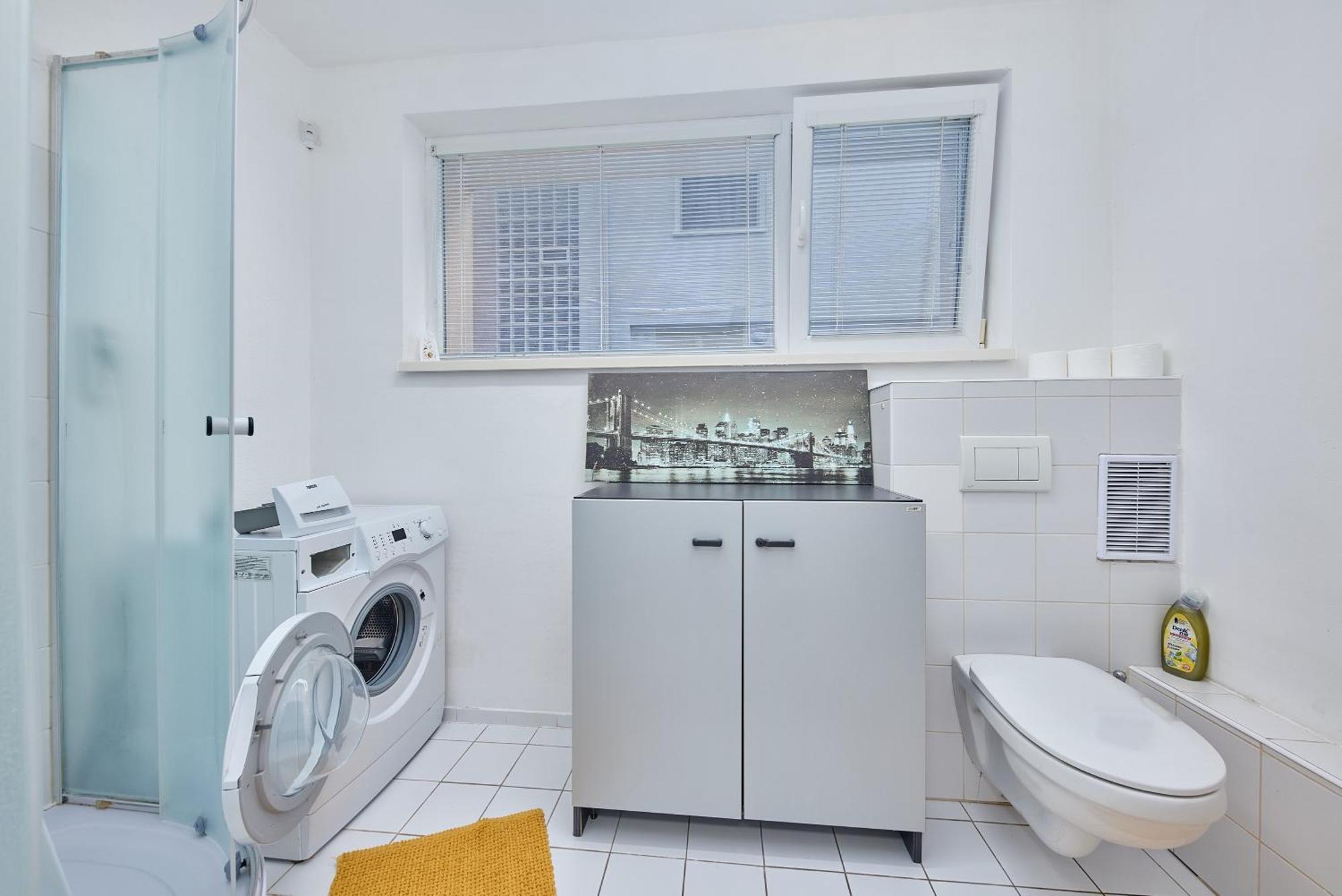 Destiny Apartment Bratislava Buitenkant foto